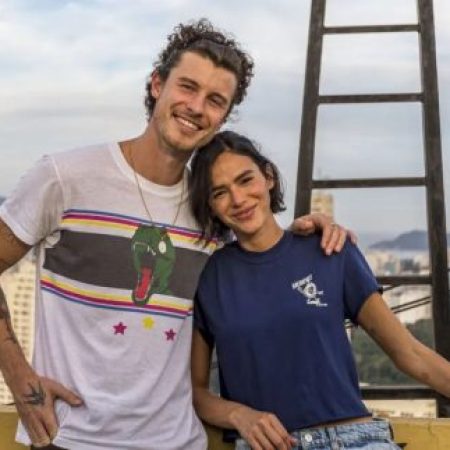 Bruna Marquezine se declara a Shawn Mendes em aniversário: “Mundo é bem melhor com você’