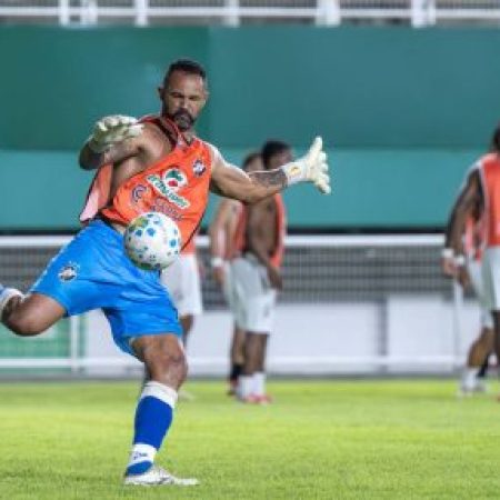 Goleiro Bruno defende dois pênaltis, mas Vasco-AC é eliminado da Copa do Brasil