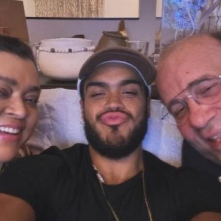 Otávio Müller diz como Francisco tem superado a morte de Preta Gil: “Trabalho ajuda”