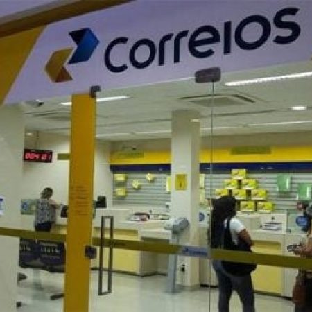 Correios anunciam que estão negociando empréstimo de R$ 20 milhões para voltar a lucrar em 2027