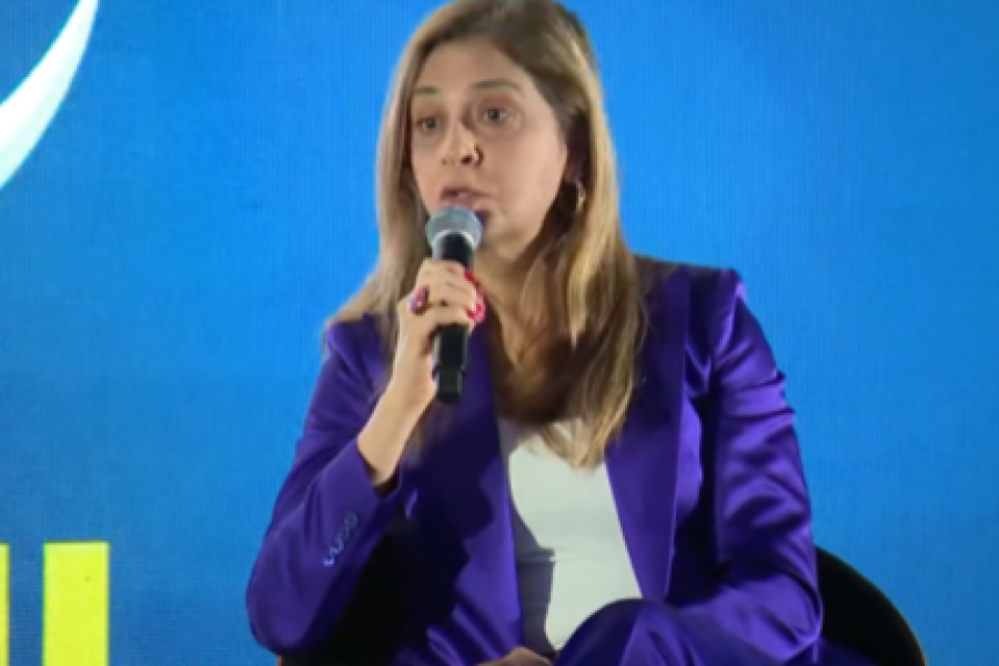 Leila-Pereira-presidente-do-Palmeiras-durante-o-CBF-Summit-Foto-Reproducao-CBF-TV-430x323.png