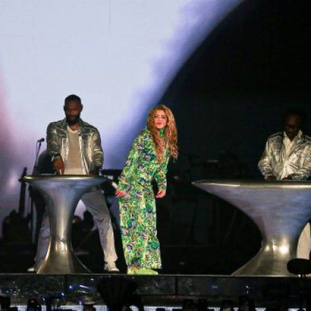 Histórico! Show de Shakira reúne 2 milhões de pessoas no Rio de Janeiro