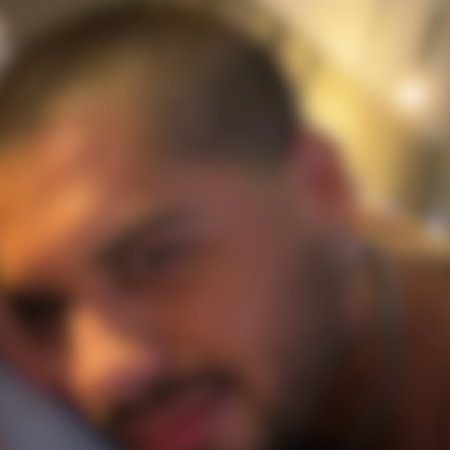 Zé Felipe raspa o cabelo para o Carnaval e equipe segue os passos do cantor. Veja!