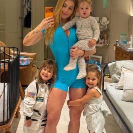 Após semana agitada, Virginia posa com os filhos: “Melhor lugar do mundo”