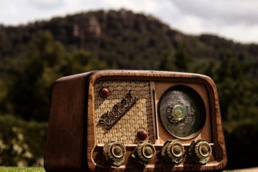 radio-1-430x323.jpg